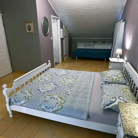 Buby By Guide Kraljevica