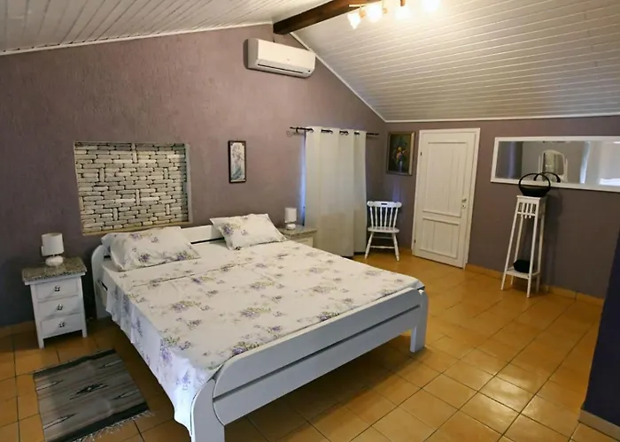 Buby By Guide Kraljevica